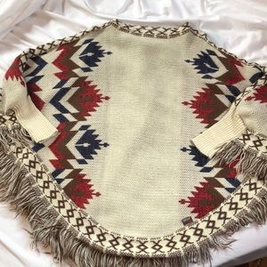 Women’s poncho size XL
